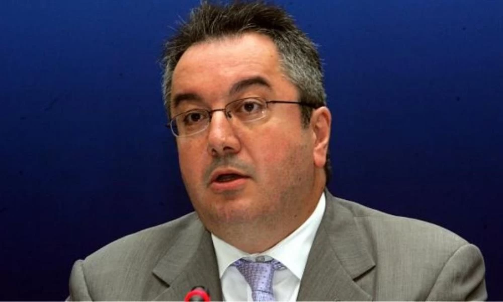 Μόσιαλος: Σενάρια συνωμοσιολογίας για το παλιό μοριακό τεστ στις ΗΠΑ
